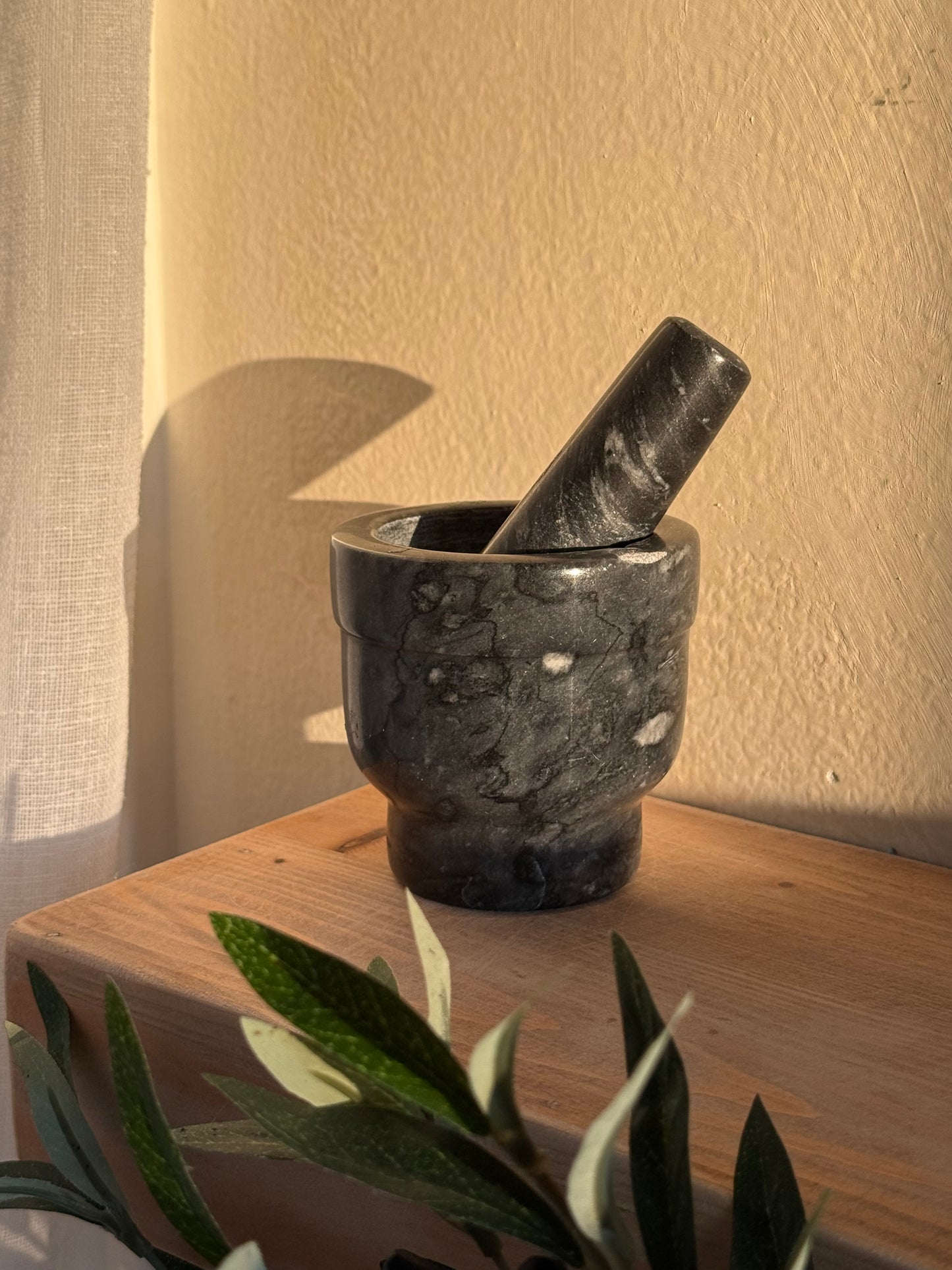 Small Black Marble Mortar & Pestle