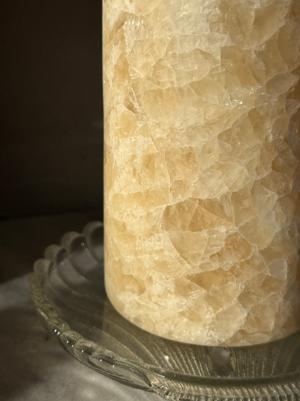 Onyx Stone Candle Cover with Seashell Dish