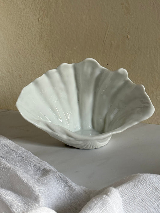 White Porcelain Seashell Candle Holder
