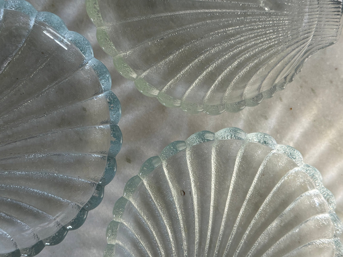 Glass Seashell Plates Set of 4