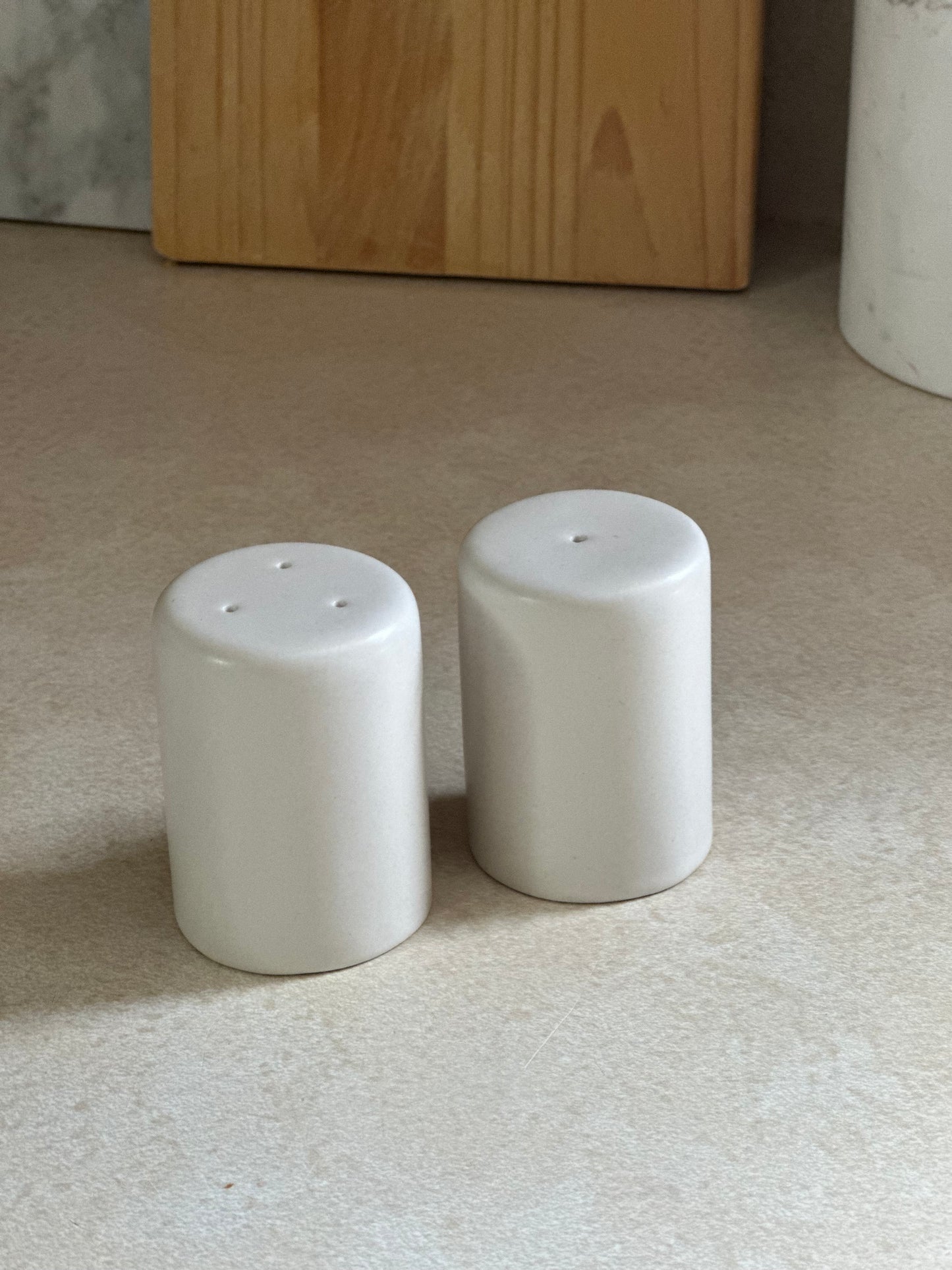 Ceramic Salt + Pepper Shakers