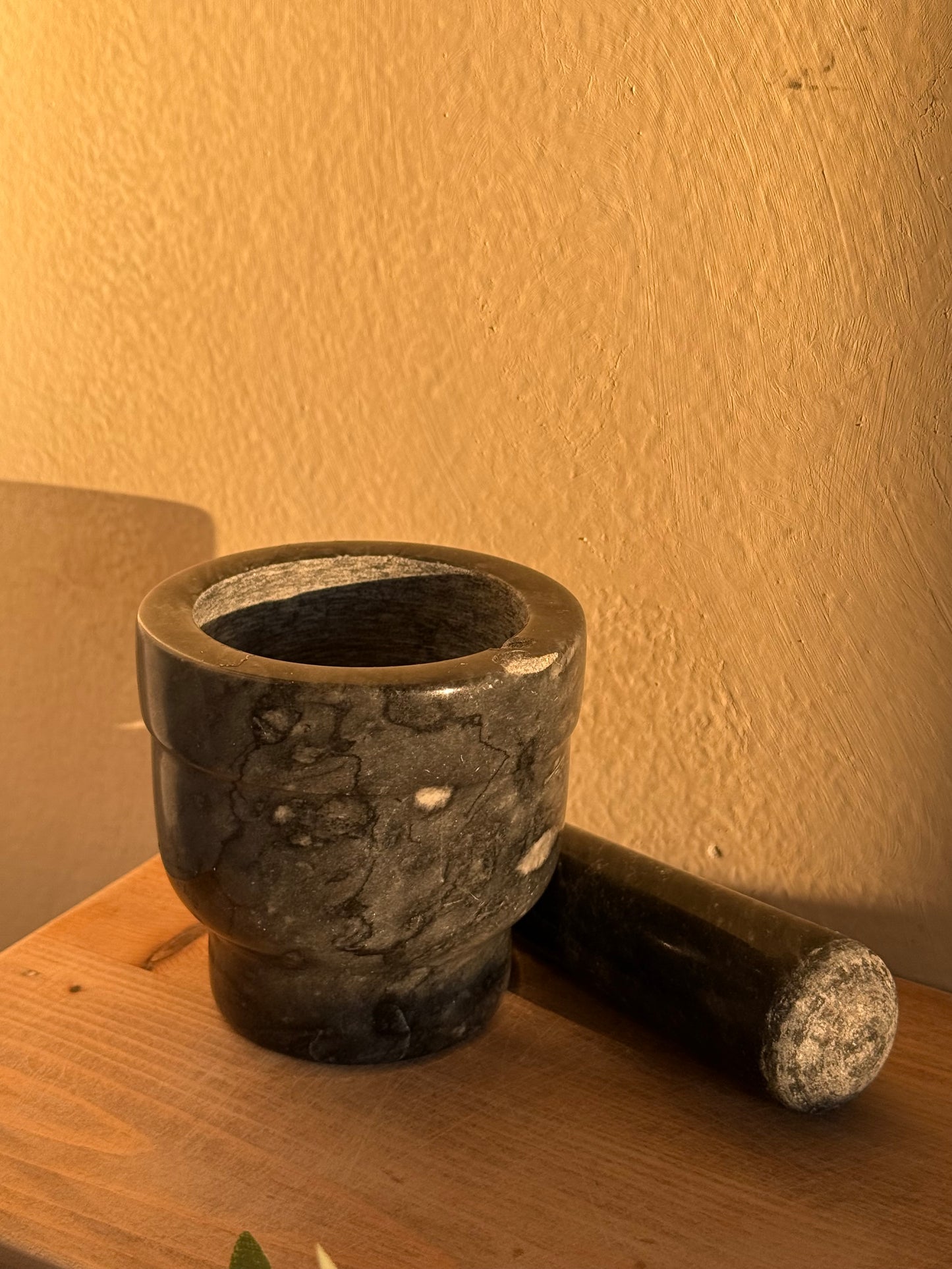 Small Black Marble Mortar & Pestle